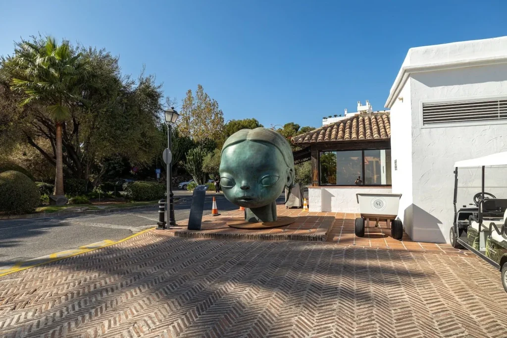 Roby Dwi Antono’s Nalakala bronze sculpture in the gardens of Puente Romano, Marbella, photograph 2