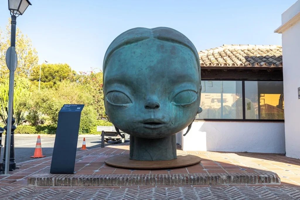 Roby Dwi Antono’s Nalakala bronze sculpture in the gardens of Puente Romano, Marbella, photograph 4